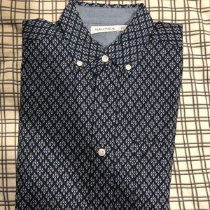 Nautica Short Sleeve Bottom Up Navy Fish design